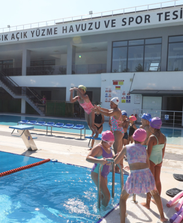 Muğla'da Çocuklar Yazı Havuzda Karşılayacak (1)