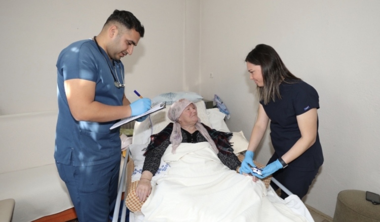 Menderes’in Evde Bakımı Mutlu Ediyor