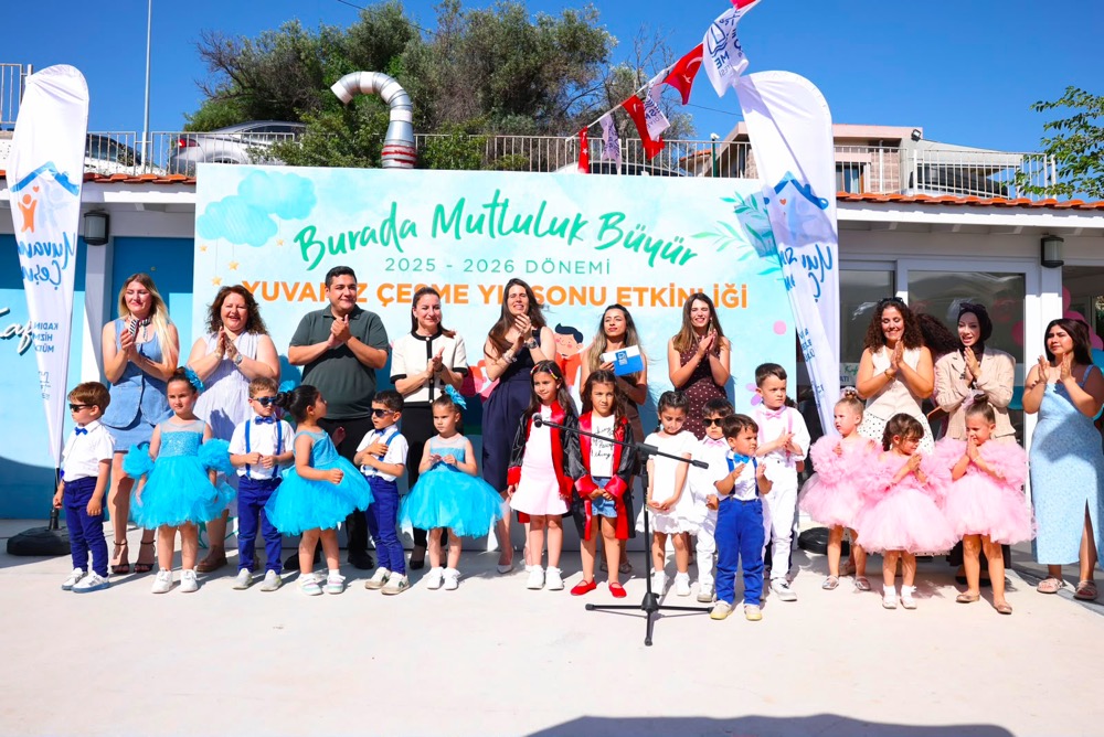 Yuvamız Çeşme’de minikler sertifikalarını aldıPHOTO-2026-06-03-17-32-33 3