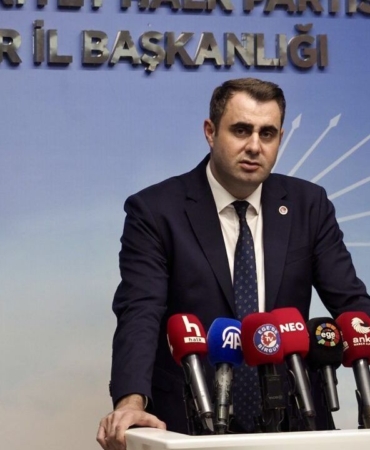 chp-izmir-il-baskani-cagatay-guc-basin-toplantisi-duzenledi-28a4c16da586