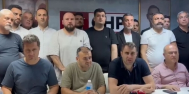 guc-konak-ilce-baskanligi-nda-konustu-biz-binalardan-ibaret-degiliz-1106
