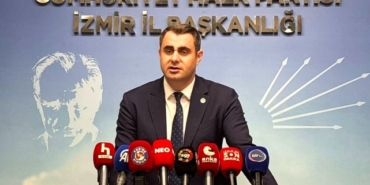 guc-ten-ak-parti-nin-tugay-aciklamalarina-tepki-papagan-gibi-ayni-seyi-soyluyorlar-9710