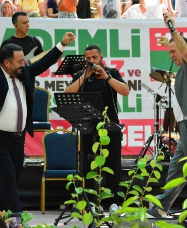 odemis-bademli-festival (1)