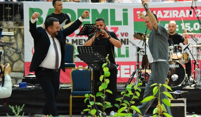 odemis-bademli-festival (1)