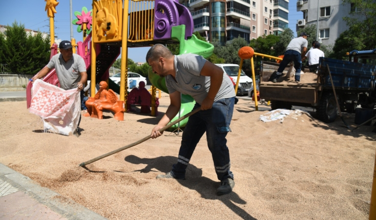 Yunusemre’den parklara çevreci dokunuş