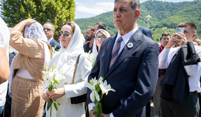Başkan Tugay Srebrenica Katliamı’nı anma törenlerine katıldı