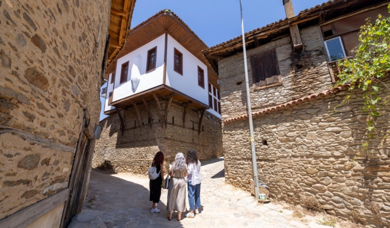 İzmir’in tarihi mirasına koruma kalkanı