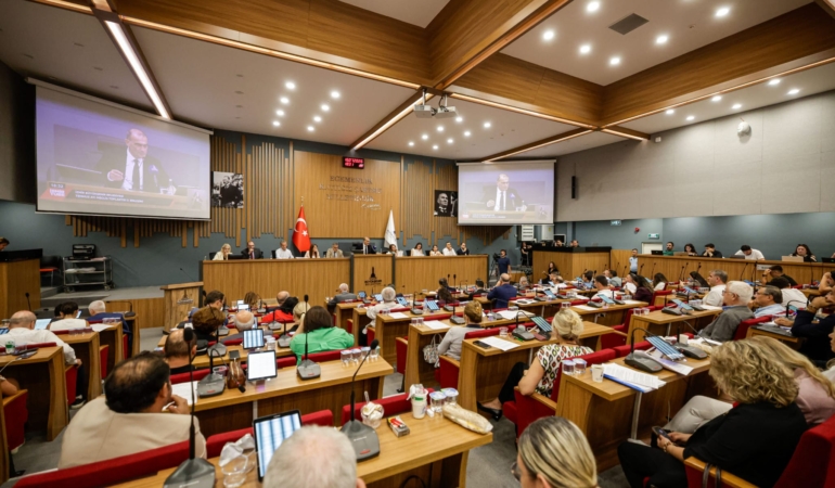 Uzundere iddialarına karşı hukuki açıklama “Belediyemizin kaybettiği kira davası yok”