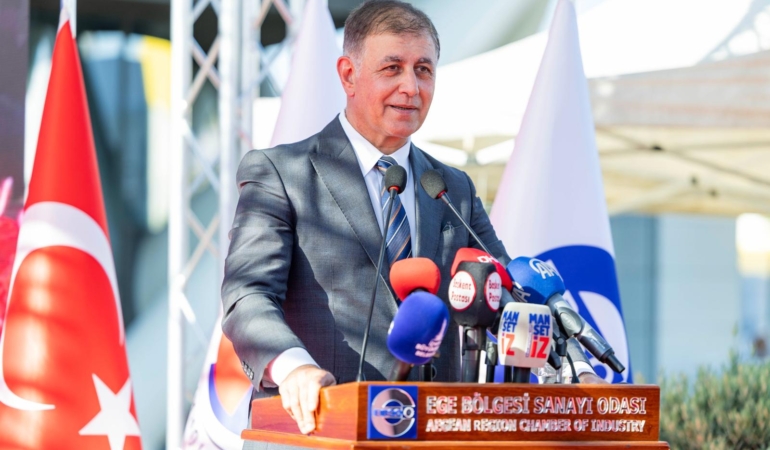 Başkan Tugay’dan sanayiciye destek mesajı