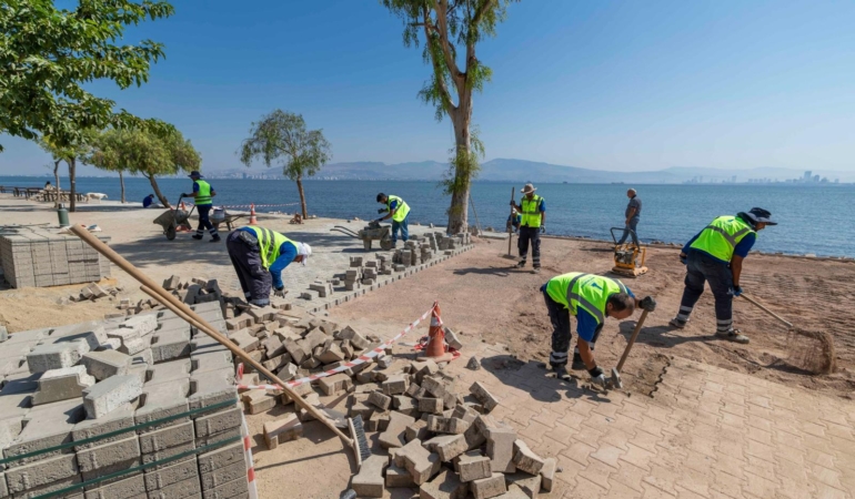 İzmir’in yeşil mirası İnciraltı Kent Ormanı yenileniyor