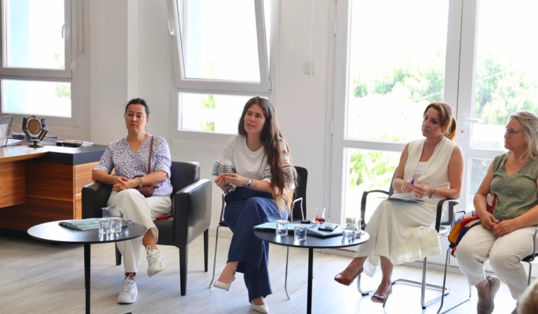 Başkan Lâl Denizli, Halk Günü buluşmalarında vatandaşları dinlemeye devam ediyorPHOTO-2026-07-22-09-50-17 2