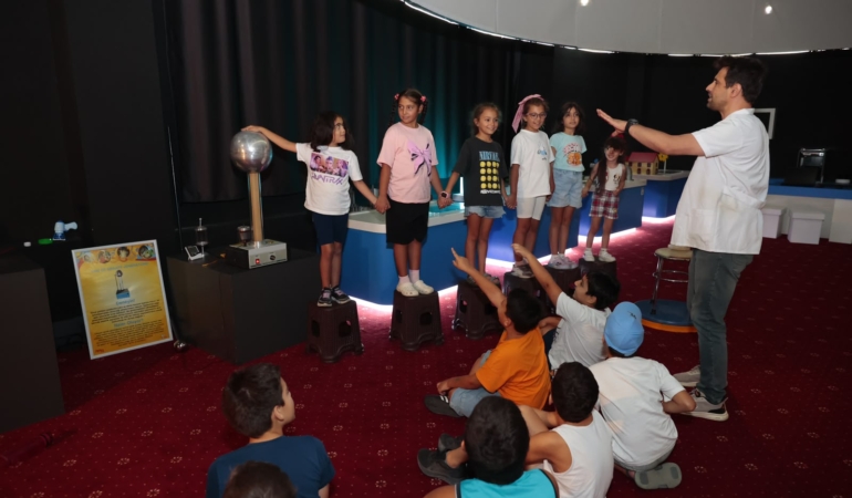 Konak’ta çocuklara 3D tasarım ve üretim fırsatı (6)