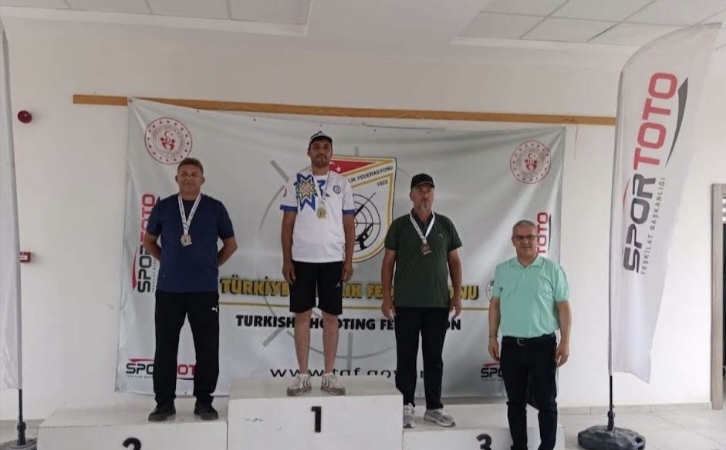 Büyükşehir Sporcularından Çifte Başarı