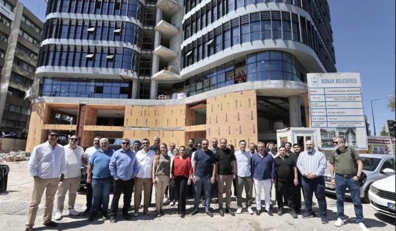 Konak’ın yeni hizmet binasında sona yaklaşıldı