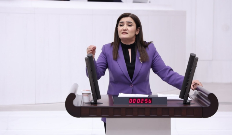 CHP İZMİR MİLLETVEKİLİ AV. SEVDA ERDAN KILIÇ: KPSS İLE ATANAN PTT EMEKÇİLERİNE GÜVENCESİZLİK KAPISI