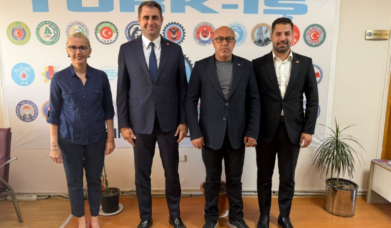 Çağatay Güç’ten İzmir’in emek ve demokrasi bileşenlerine ziyaret
