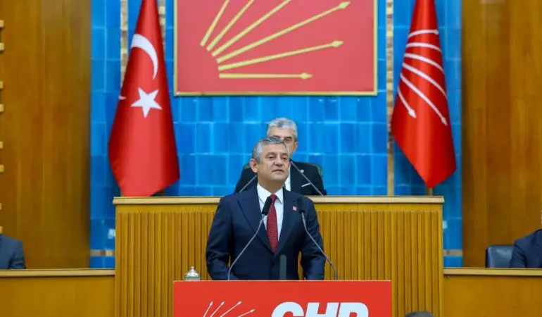 Özgür Özel’den yeni parti tartışmalarına yanıt