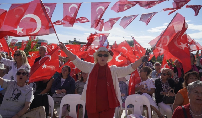 30 Ağustos coşkusu İzmir’in dört yanını saracak