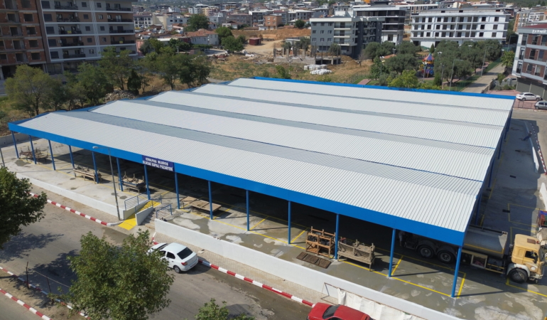 Ulucak Pazaryeri Yeni Yüzüyle Hizmette