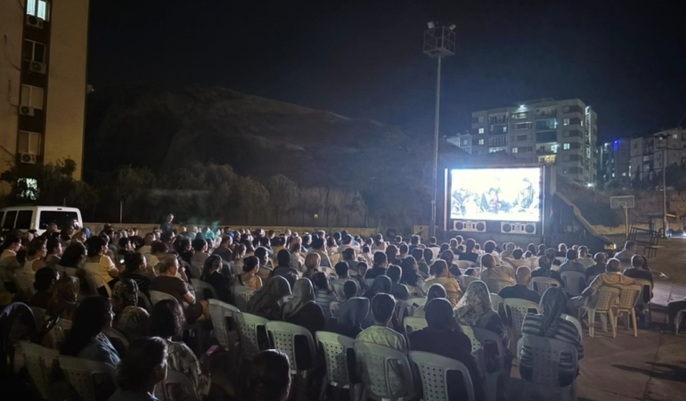 Çiğli’de Mahalle Sinema Günlerine Büyük İlgi