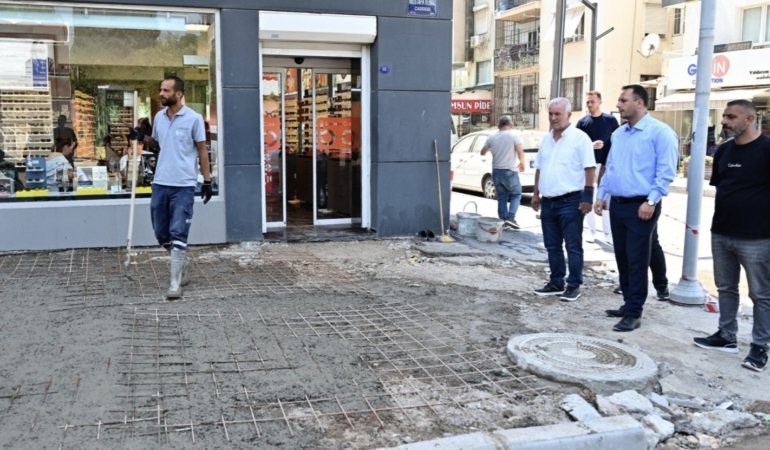 Bornova’nın ana damarı Mustafa Kemal Caddesi’nde kesintisiz prestij hamlesi