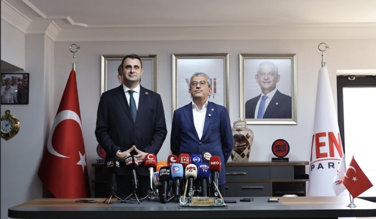 YENİ PARTİ İZMİR’DEN ÇAĞRI YAPTI:  “CESARETİNİZ VARSA SANDIĞI YARIN GETİRİN”