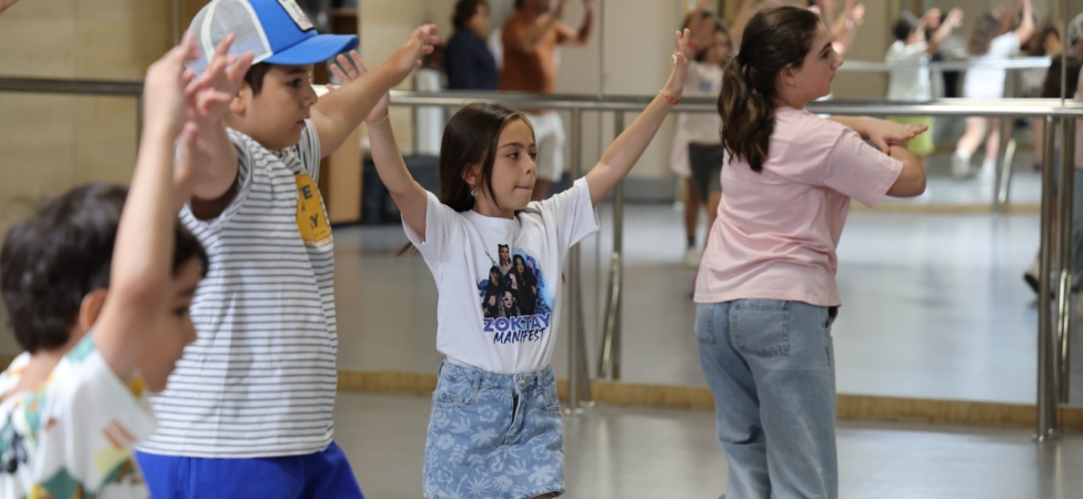Yaz Sanat Kursları Çocukları ve Gençleri Sanatla Buluşturuyor (5)