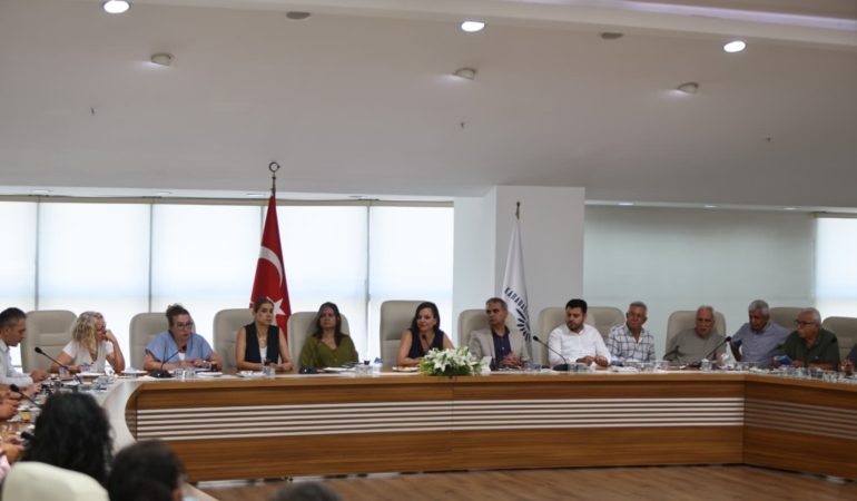 Başkan Kınay: Esnafımızla birlikte Karabağlar’ı güçlendireceğiz