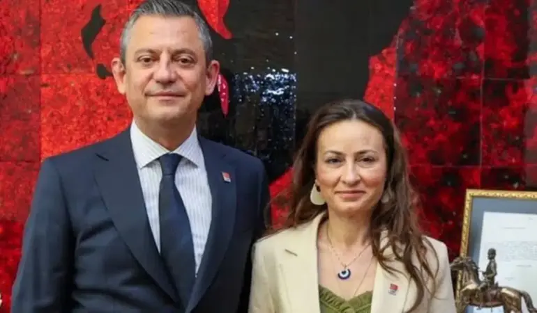 yeni-parti-manisa-2