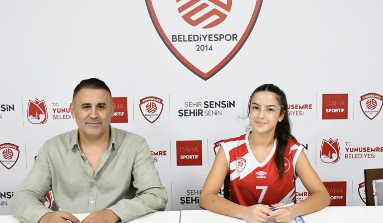 YUNUSEMRE BELEDİYESPOR GENÇ LİBERO EYLÜL AYDEMİR’İ RENKLERİNE BAĞLADI