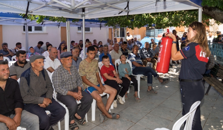 İzmir’in kırsal mahalleleri yangına karşı güçleniyor