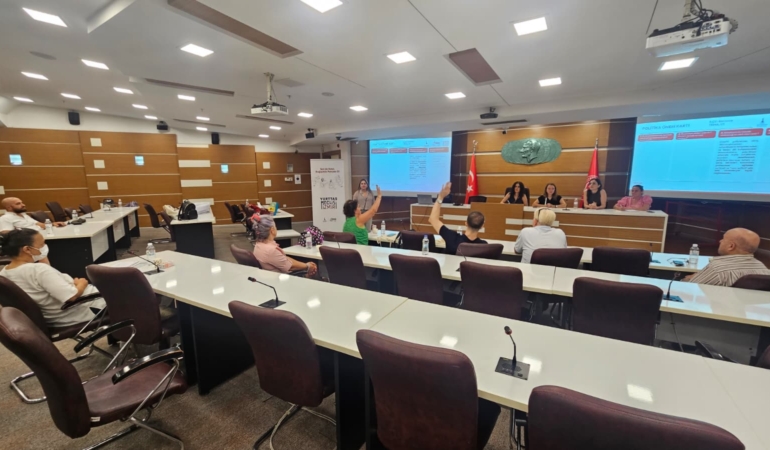 İzmir’de yurttaşın sözü karara dönüşüyor
