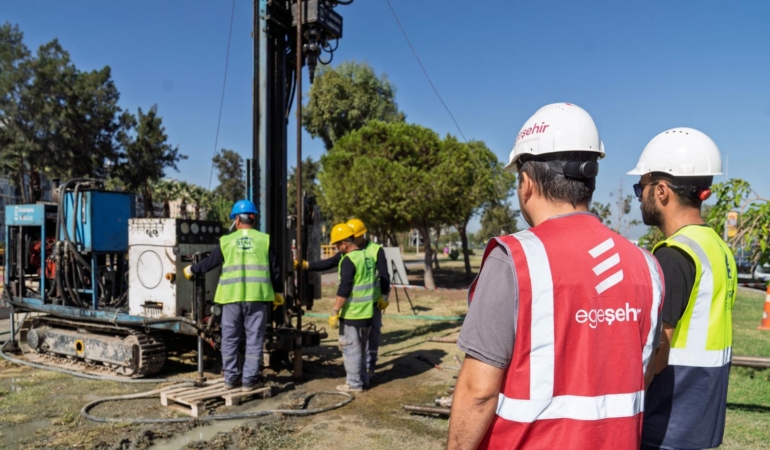 Başkan Tugay’ın dirençli İzmir hedefinde yeni adım: Sıra Konak ve Bayraklı’da
