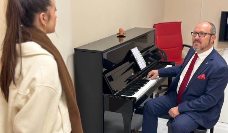 Genç İzmir kursiyerlerinden üniversite sınavlarında büyük başarı