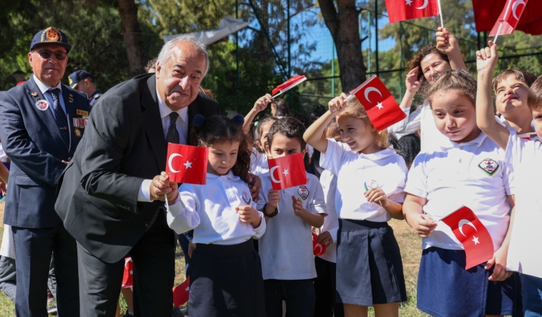 Aliağa’da Eğitim Öğretim Yılı Törenle Başladı