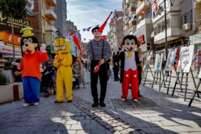 BAYRAKLI’DA KARİKATÜR VE ÇOCUK ŞENLİĞİ (5)