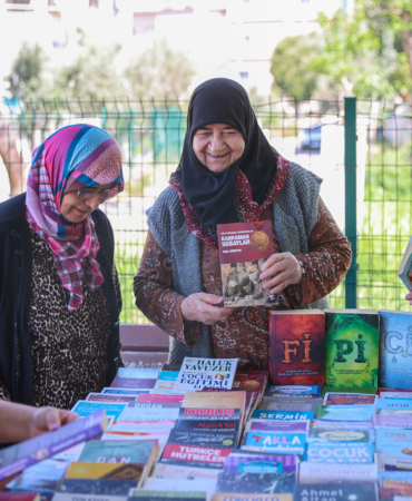 Buca_kitap_değişim_günleri3