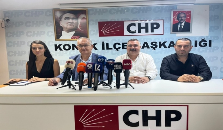 CHP Konak’ta gündem parti değişiklikleri: Atila Sertel’den “siyasi ahlak” vurgusu