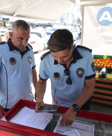 Konak Belediyesi’nden zincir marketlere sıfır atık denetimi (1)