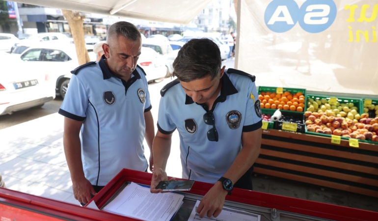 Konak Belediyesi’nden zincir marketlere sıfır atık denetimi (1)