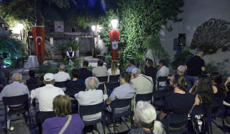 Kültürel Miras Söyleşileri’nde İzmir’in sembol lezzetleri ve Kemeraltı ele alındı