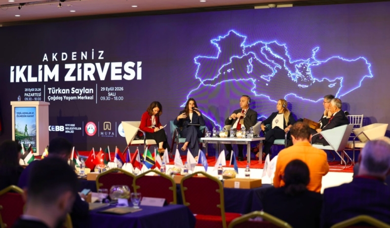Lâl Denizli, Akdeniz İklim Zirvesi’nde Çeşme’nin iklim politikalarını anlattıPHOTO-2026-09-28-14-11-10 2