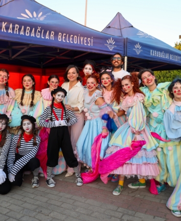 Neşeli Sokaklar Mutlu Çocuklar final (7)