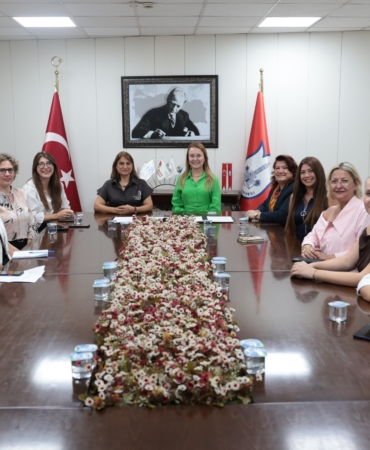 Türkiye’de bir ilk Konak’ta kadın cinayetlerine karşı güçlü iş birliği (2)
