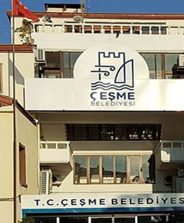 cesme-belediyesi-nde-operasyon-mudurdu-bakin-ne-oldu-213647_news_big