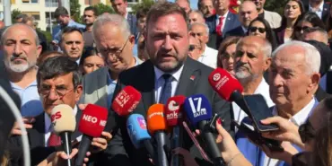 gumrukcu-ama-3-ay-ama-6-ay-dedi-ve-ekledi-izmir-icin-secim-startini-veriyoruz_6aa1563bdc7df