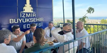 gumrukcu-karabaglarda-sahaya-indi-muhtarlari-ile-bulustu_6aaa39d05eb62