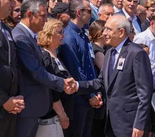 Özgür Özel’den Kılıçdaroğlu’na sert sözler: “Partinin canına okudun, gönül dünyamda yeri yok”