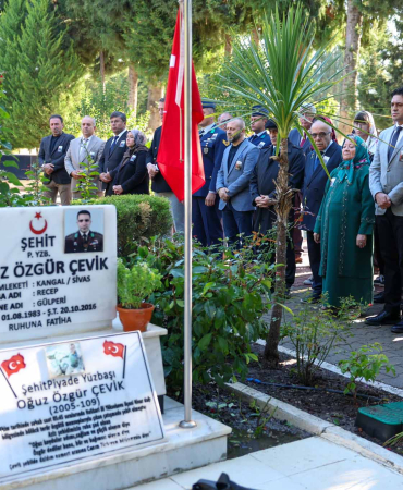 1 ALİAĞALI ŞEHİT OĞUZ ÖZGÜR ÇEVİK, ŞEHADETİNİN 10. YILINDA ANILDI