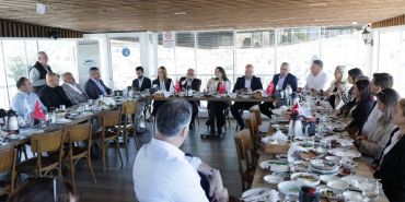 Başkan Denizli, Muhtarlar Günü’nde mahalle muhtarlarıyla bir araya geldiPHOTO-2026-10-19-14-28-42